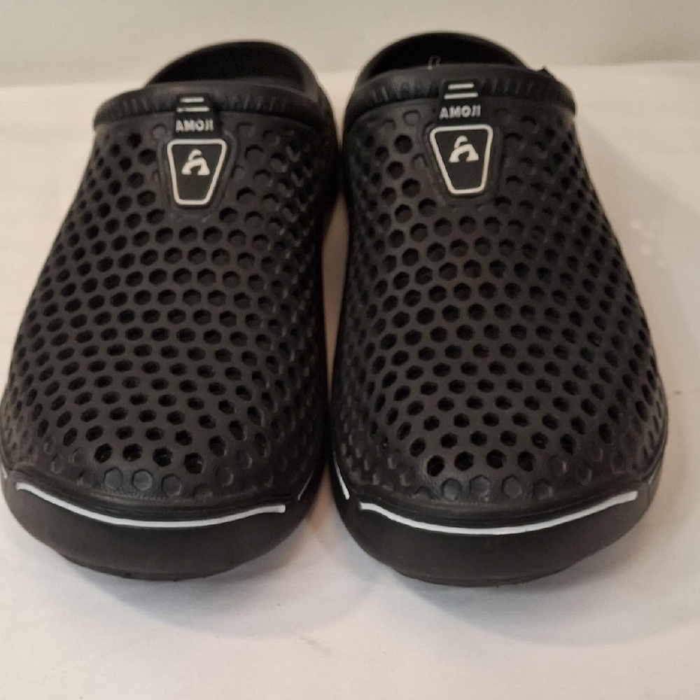 Amoji Men's Black Slip On Crocs Style Boat Shoes. Good Condition. Waterproof. 12